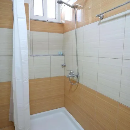 Apartamento Amar Gjirokastër